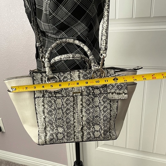 Guess Python Handbag - Picture 10 of 12